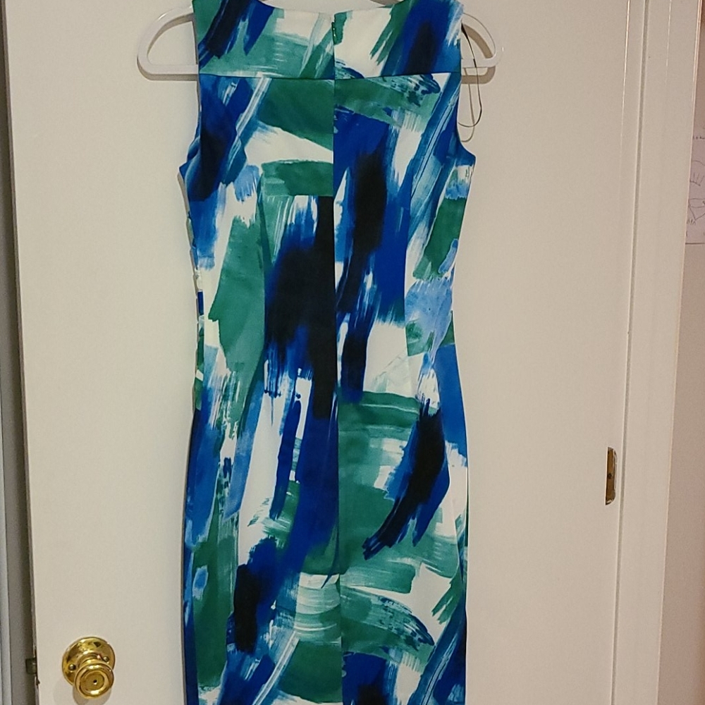 Dress - Picture 2 of 3